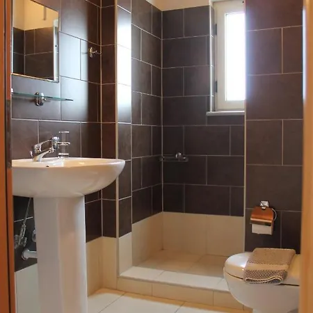 Apartament Argilos *